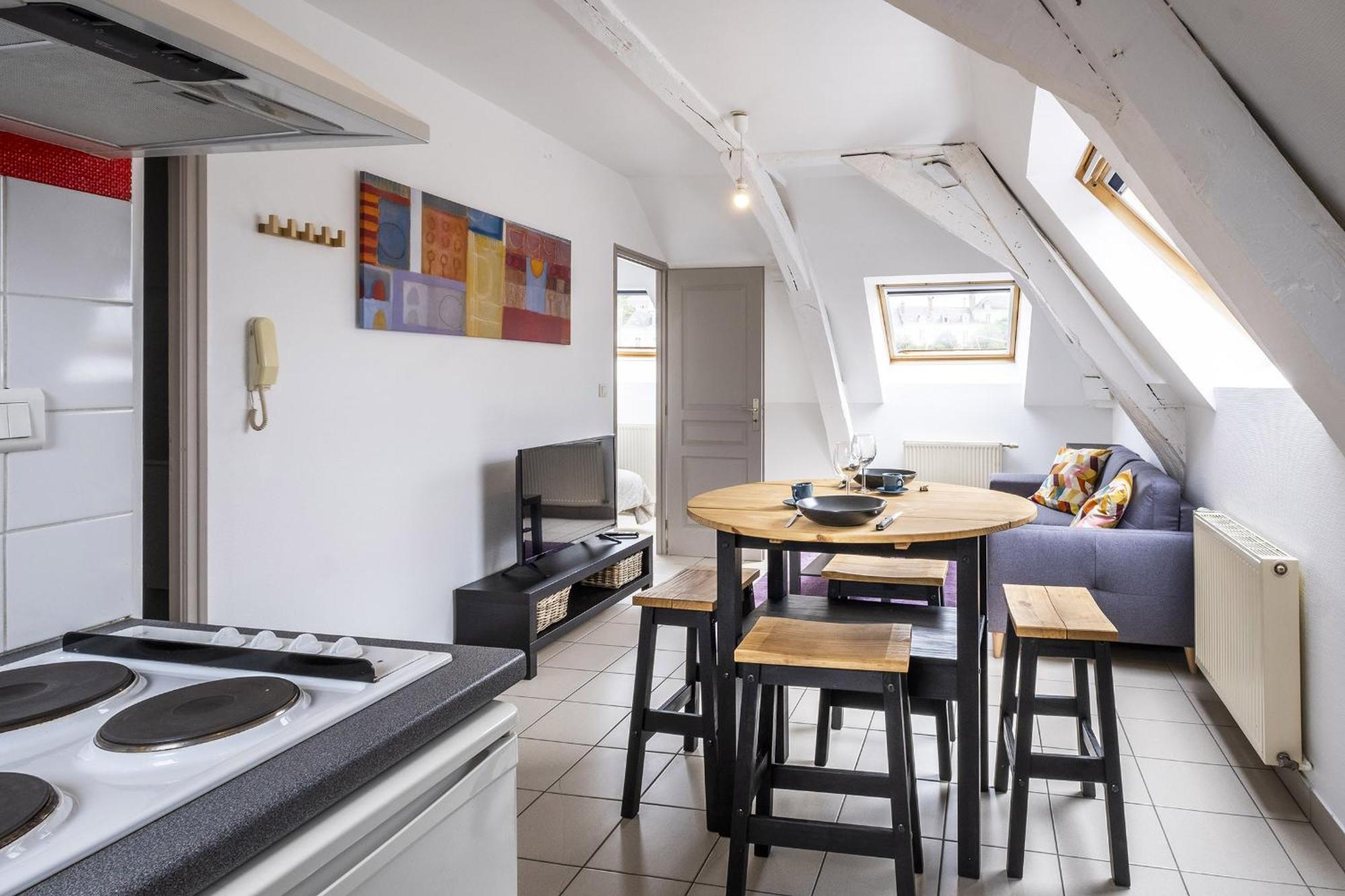 gîte de l'artiste Segré ✰ T2 confort ✰ centre ✰ 2 lits Exterior foto